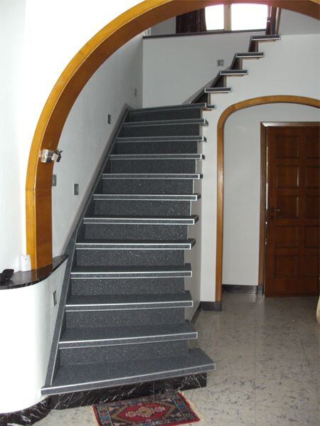 Steentapijt trappen